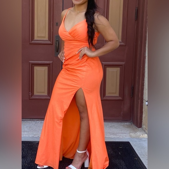 Ladivine Elegant Orange Evening Gown - Picture 12 of 15